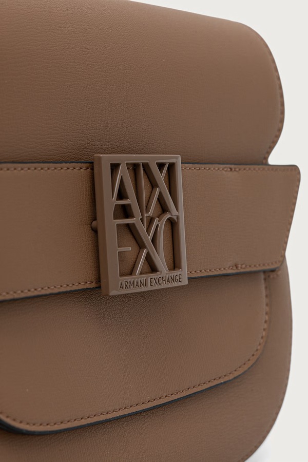 Сумка крос-боді жіноча зі штучної шкіри Armani Exchange колір бежевий фото 4