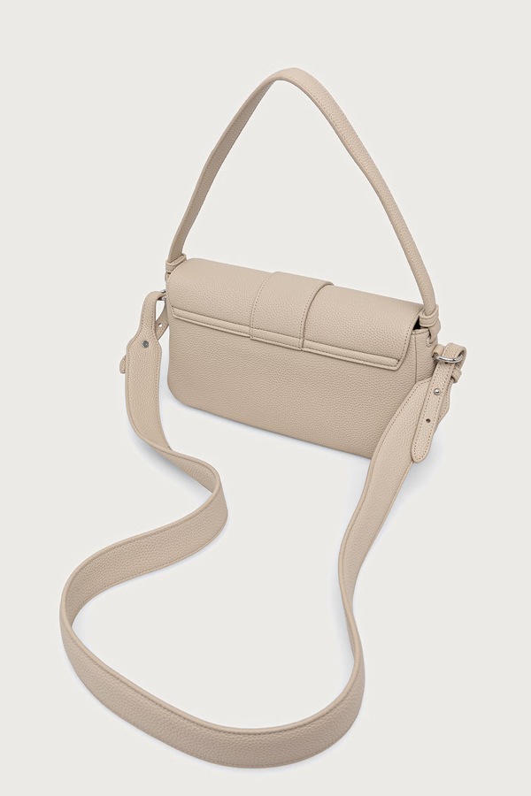 Сумка крос-боді жіноча Armani Exchange колір бежевий фото 4