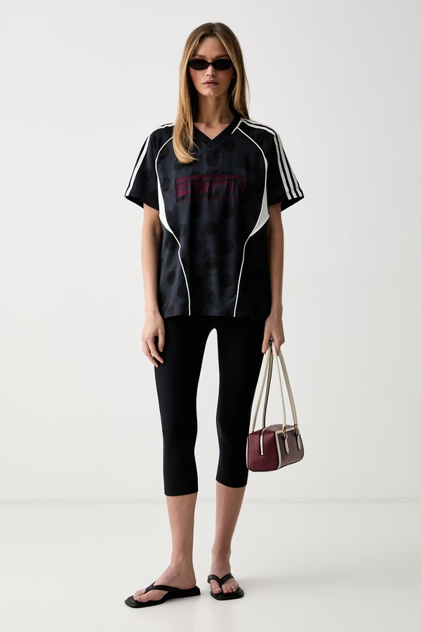 Футболка жіноча adidas Originals колір чорний фото 2