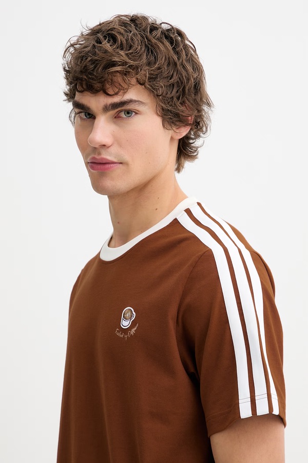 Бавовняна футболка adidas Coffee Cup колір коричневий фото 4