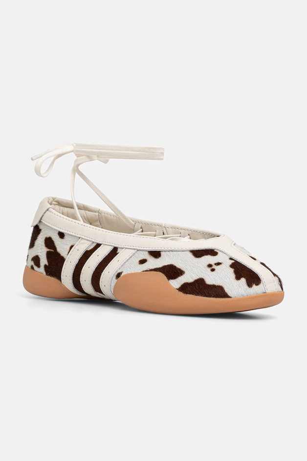 adidas Originals Balerini din piele Taekwondo Mei bej KJ0229
