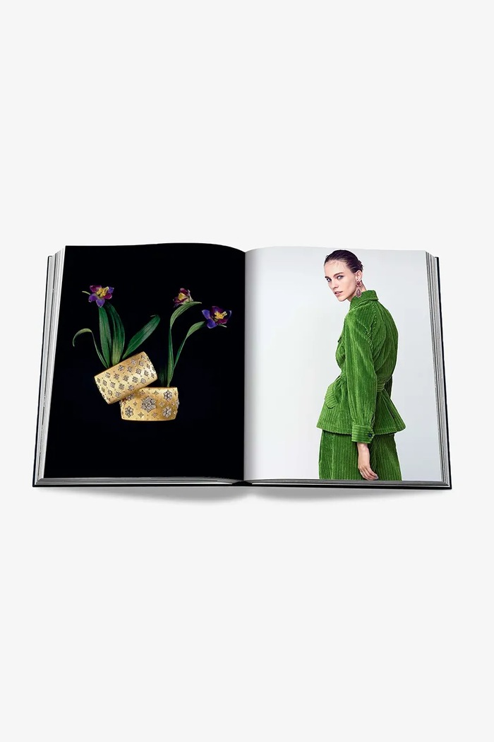 Assouline książka .Buccellati: A Century of Timeless Beauty by Alba Cappellieri, English 9781614289722