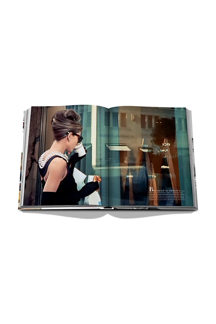 Assouline książka 5th Avenue-200 Years of Stories & Legends by Jay McInerney, Julie Satow, English multicolor 9781649803993