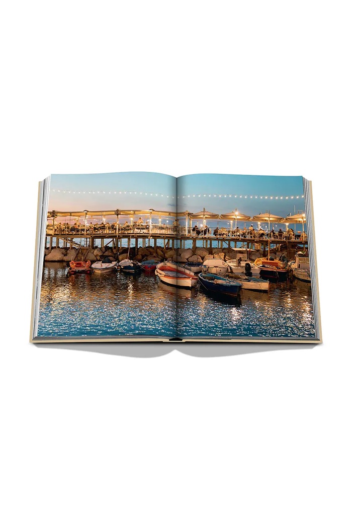 Kniha Assouline Napoli Amore by Cesare Cunaccia 9781649804341