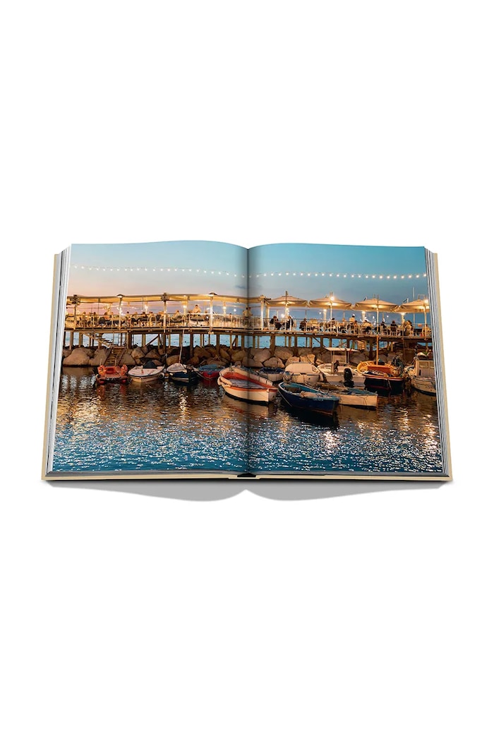 Kniha Assouline Napoli Amore by Cesare Cunaccia 9781649804341