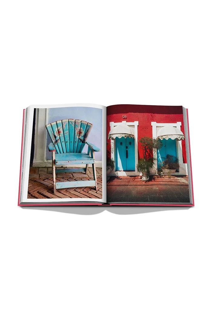 Assouline könyv Santo Domingo by David Collado, Rosanna Rivera, English 9781649801203