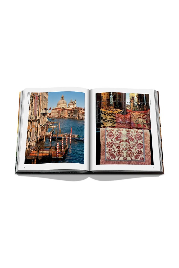 Kniha Assouline Italian Chic by Daria Reina, Andrea Ferolla, English 9781614286806 viacfarebná