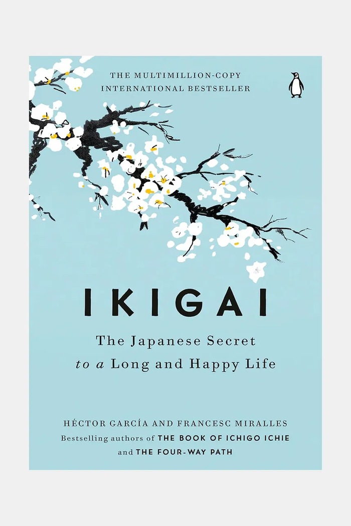 Книга Ikigai by Hecotr Garcia and Francese Miralles, English блакитний PE1107