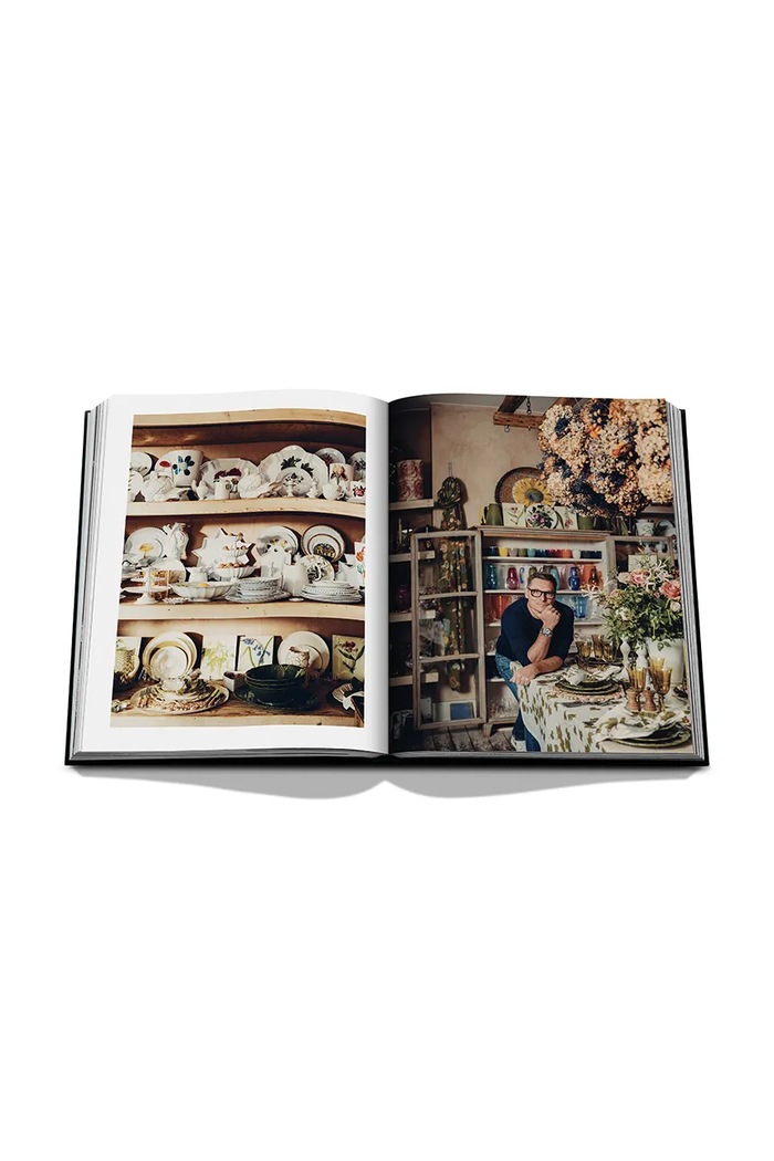 Assouline book London Chic by Charles Finch, English 9781649804990