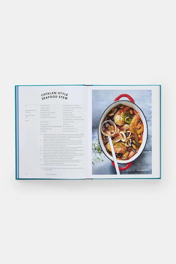 home & lifestyle cookbook One Pot by Amandine Bernardi, English PH1410 multicolor
