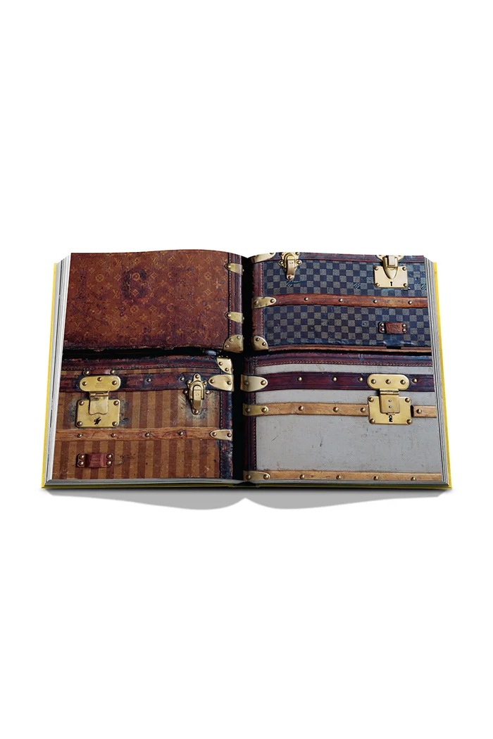 Assouline libro From Louis to Vuitton, English 9781649803955 multicolore