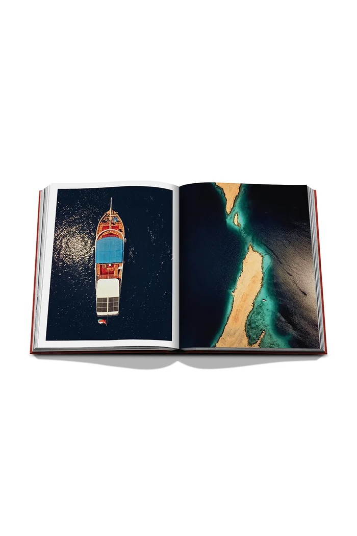 Assouline książka fotograficzna Oman Odyssey, Bérénice Geoffroy-Schneite 9781649805867 bordowy