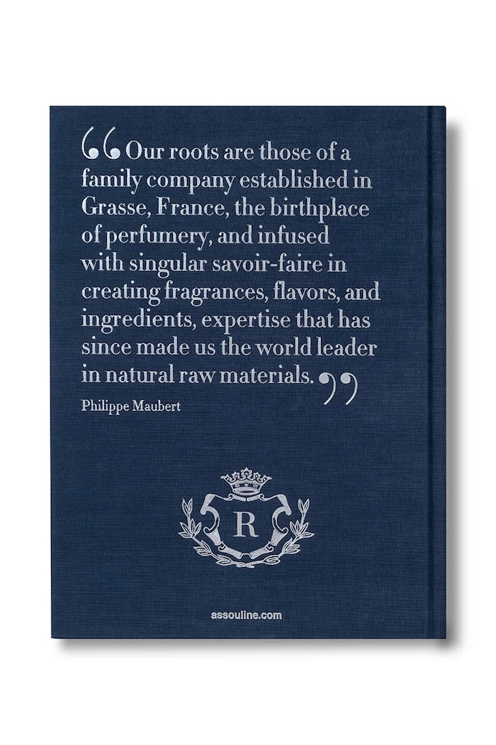Lifestyle Assouline książka dekoracyjna Robertet: From Seed to Scent (English), Élisabeth de Feydeau 9781649805591 niebieski