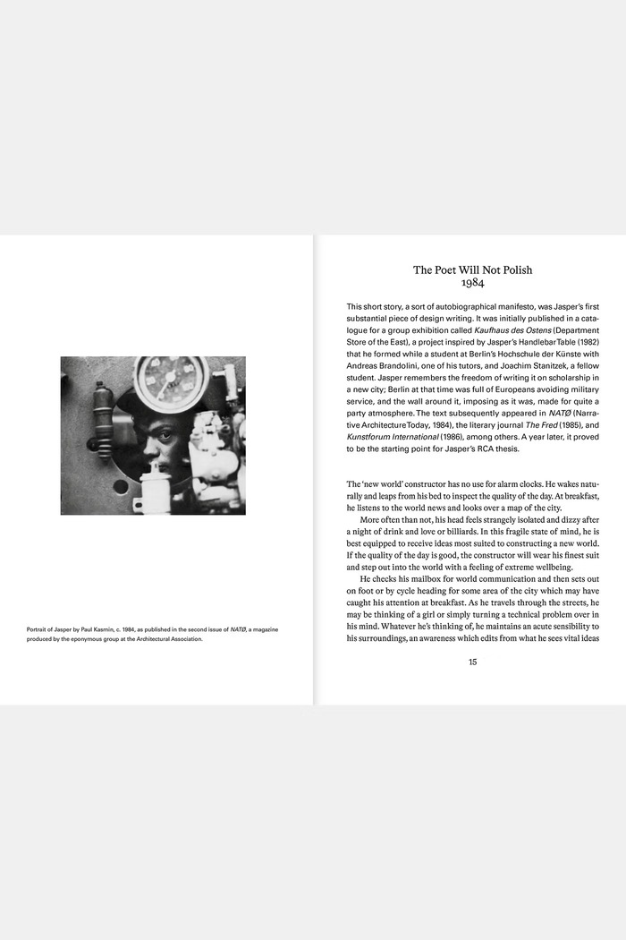 Książka The Unimportance of Form and Other Arguments AM1061 biały AA00