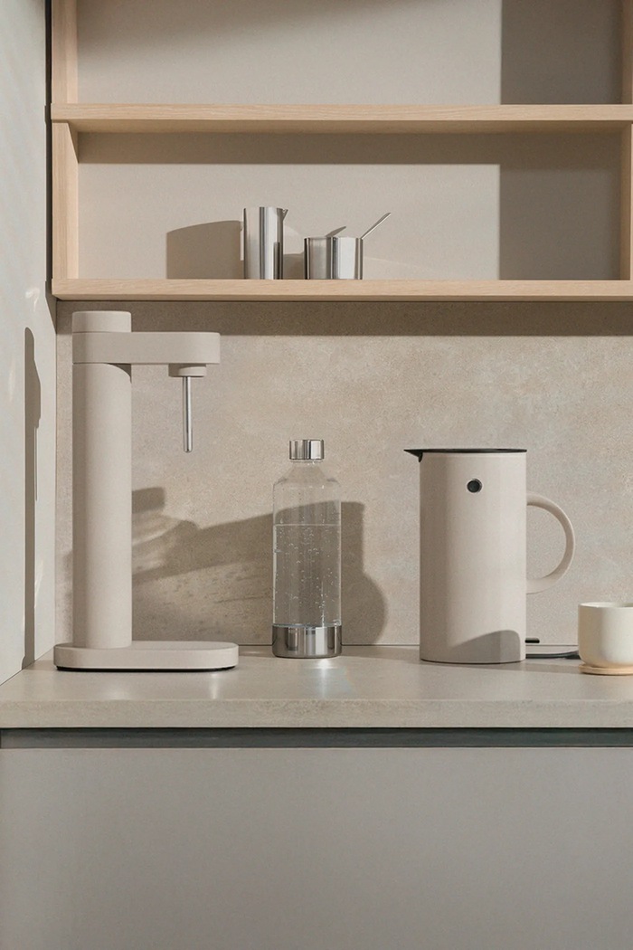 Kuchyňa a bar Stelton čajník elektrický z plastu 1,5 l 890.8 béžová