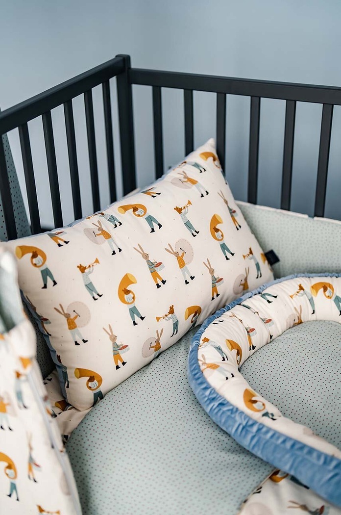 La Millou kokon niemowlęcy Best Nest Velvet HEARTBEAT BLUE MUSIC M 143904.Kokon.Best.Nest.