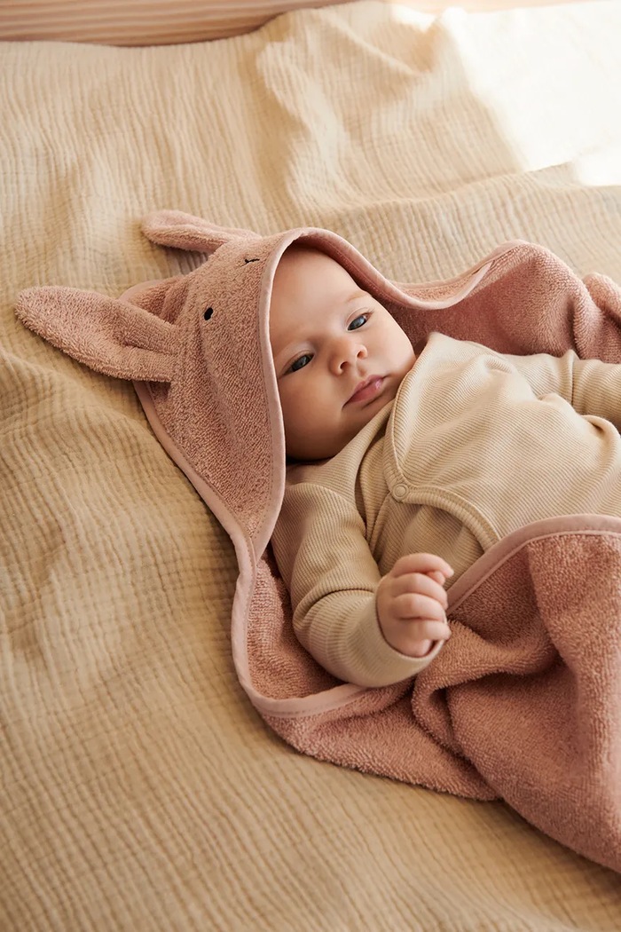 CHLAPEC Kojenecký ručník s kapucí Liewood Albert Hooded Towel LW14757 růžová