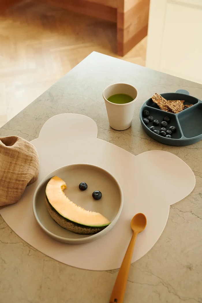 CHLAPEC Podložka pod talíř Liewood Aura Bear Placemat LW20215 béžová