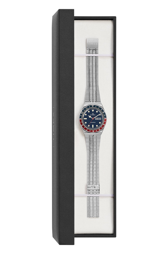 Hodinky Timex TW2T80700 strieborná