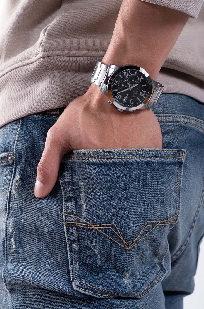 Guess óra W0668G3