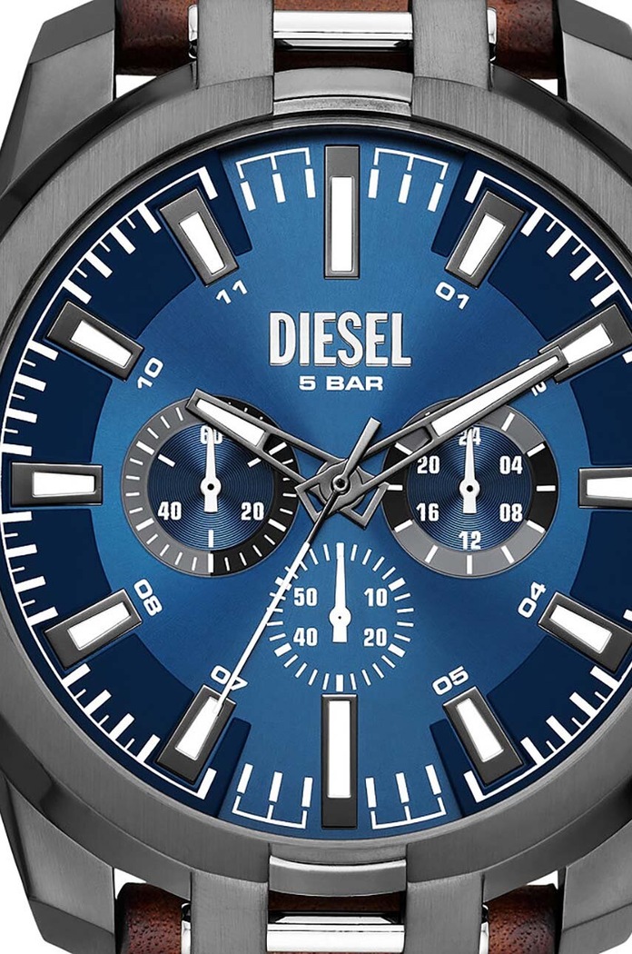 Diesel zegarek DZ4643 brązowy AA00