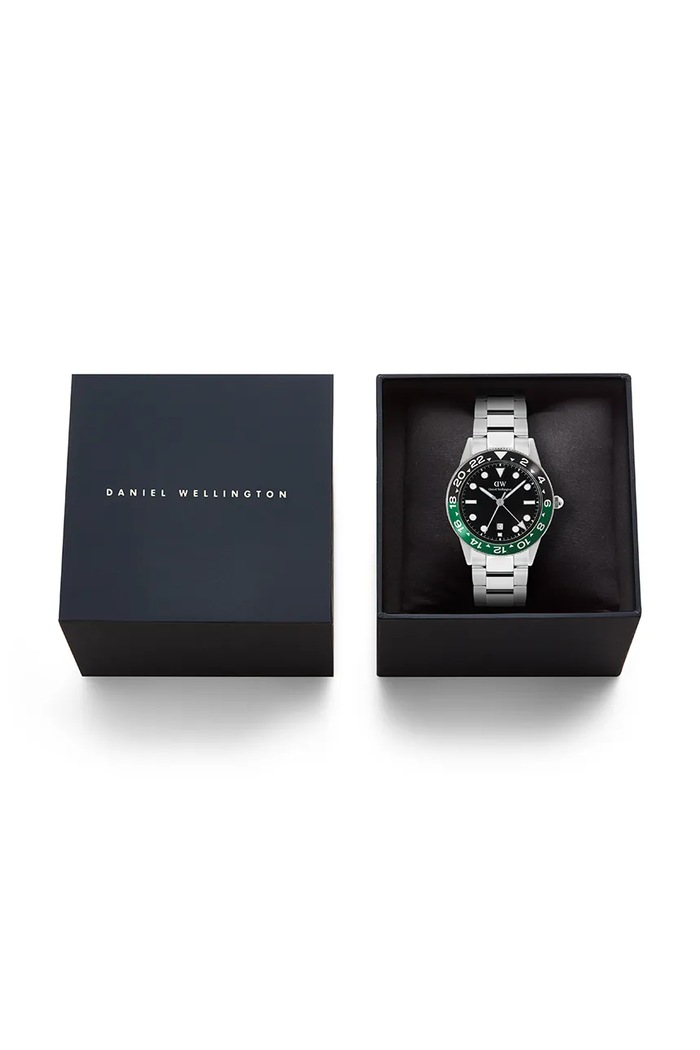 Daniel Wellington hodinky pánske DW00100920 strieborná