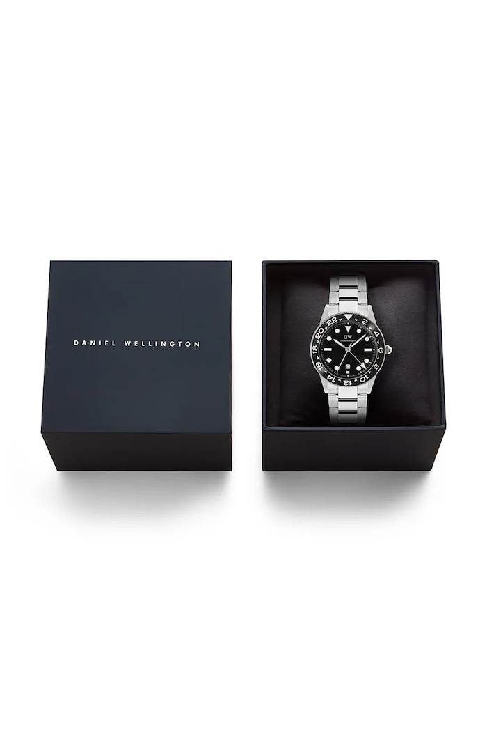 Daniel Wellington hodinky pánske DW00100919 strieborná