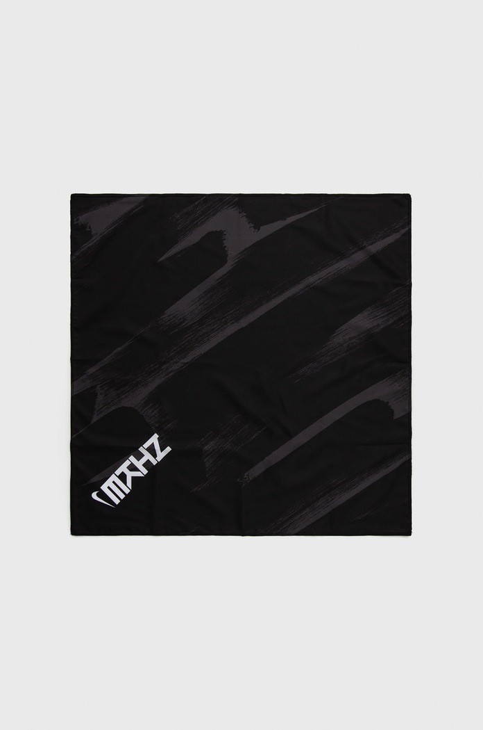 Nike Bandana czarny N.100.3501.958.OS