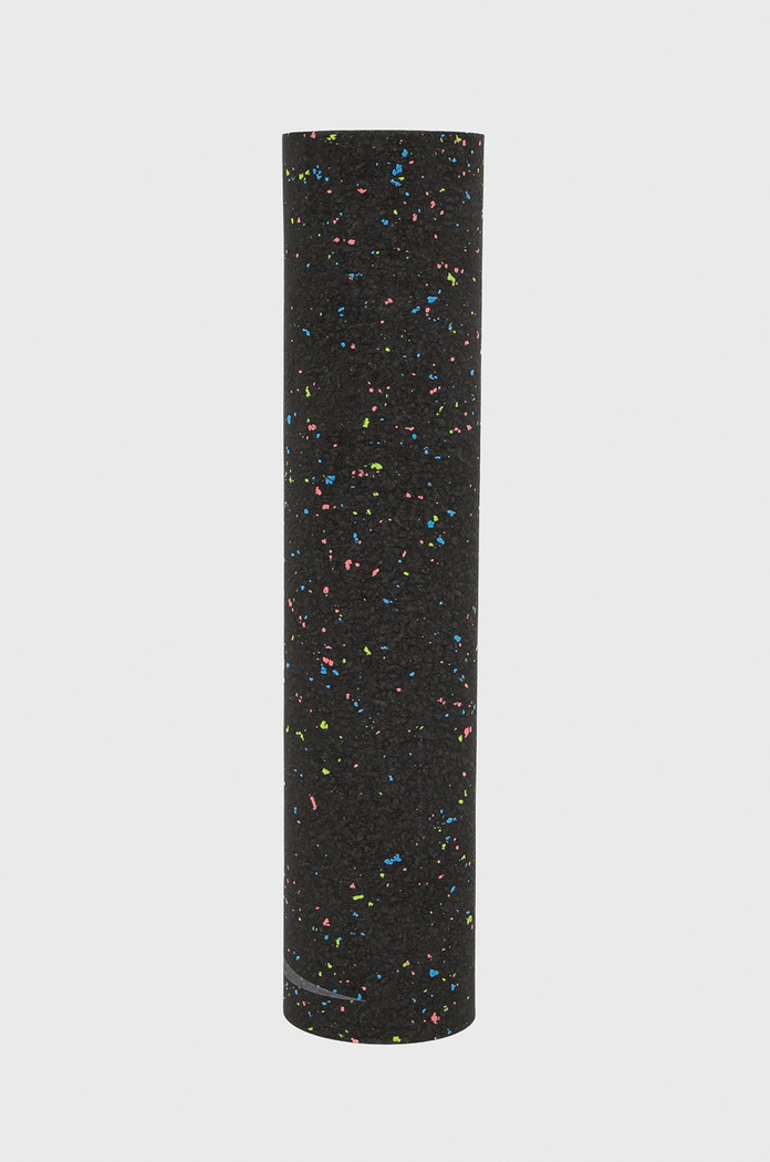 Kiegészítők Nike jógaszőnyeg N.100.2410.997.OS fekete