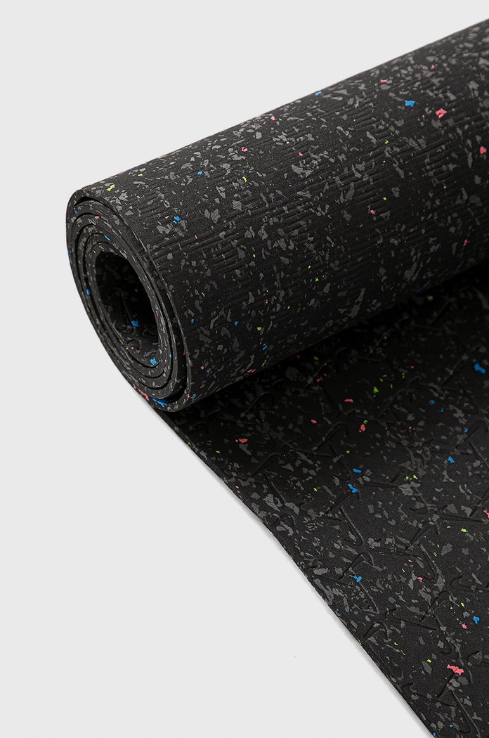 Nike jógaszőnyeg N.100.3061.997.OS fekete AA00