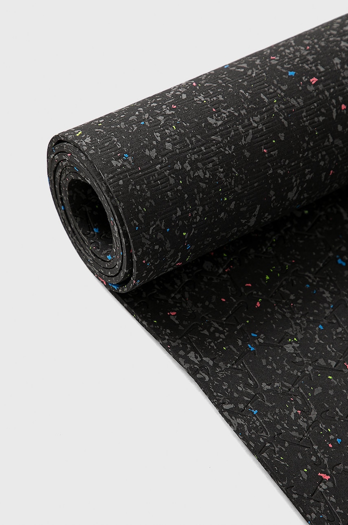 Nike jógaszőnyeg N.100.3061.997.OS fekete AA00