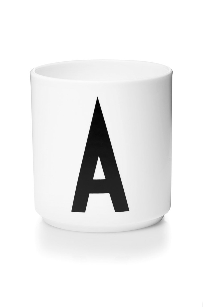 Hrnek Design Letters bílá 10201000A