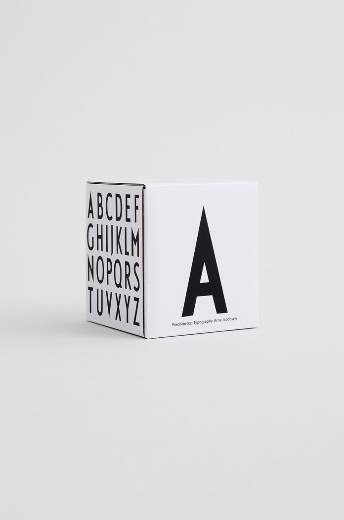 Hrnek Design Letters 10201000A bílá AA00