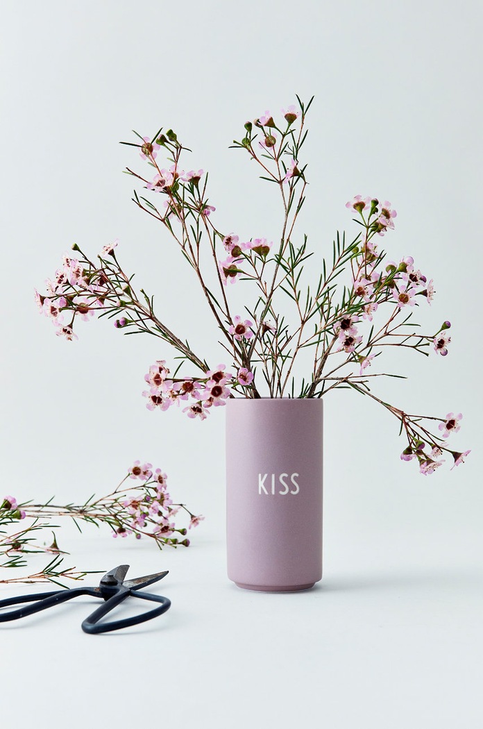 Dekorativní váza Design Letters 10101005LAVENKISS fialová AA00