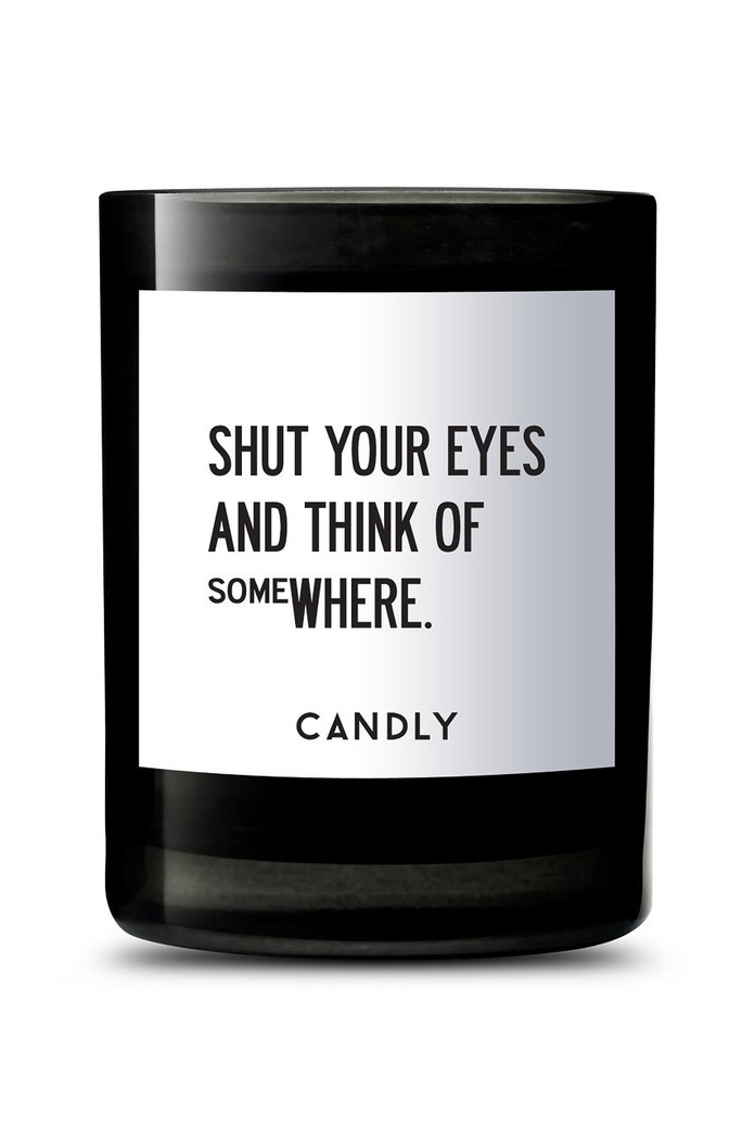 Vonná sójová svíčka Candly Shut your eyes 250 g černá No5SYE