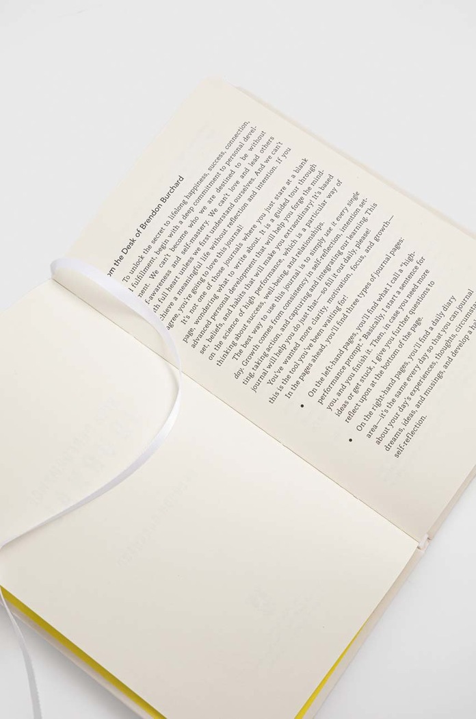 Hay House Inc książka The High Performance Journal, Brendon Burchard 9781401963149 multicolor AA00