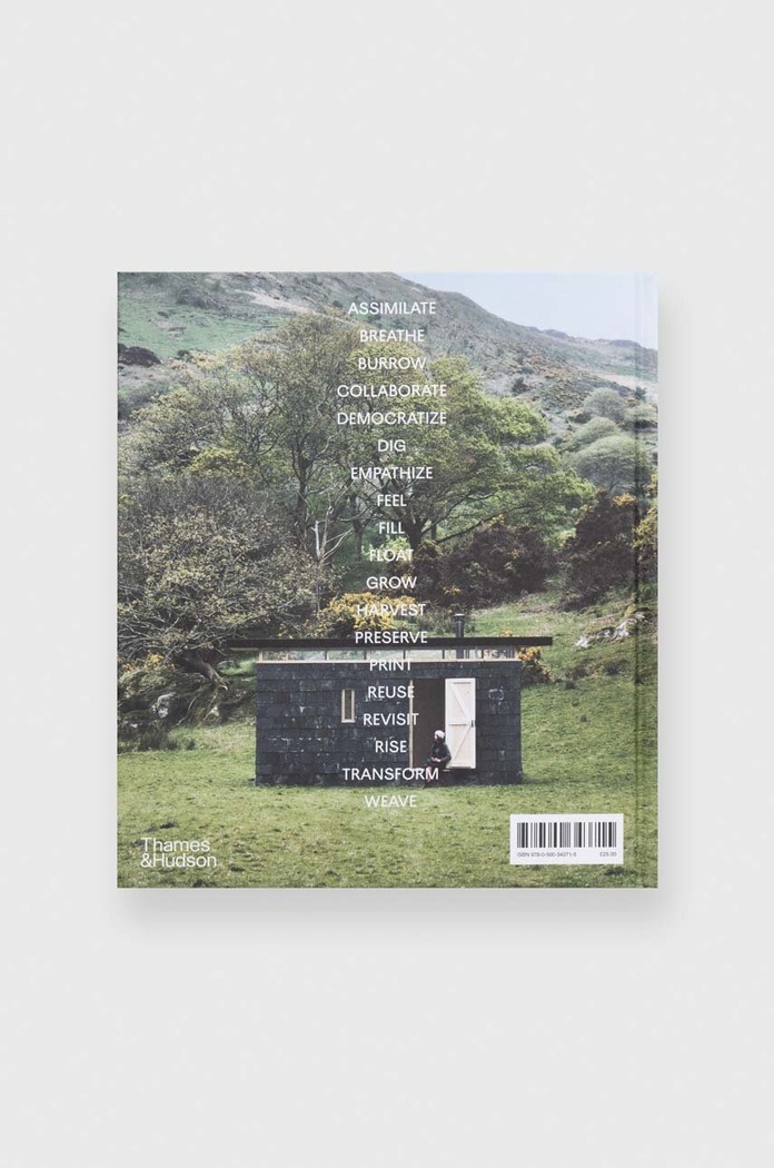 Knížka Houses That Can Save the World by Courtenay Smith, Sean Topham, English TH1415. vícebarevná AA00