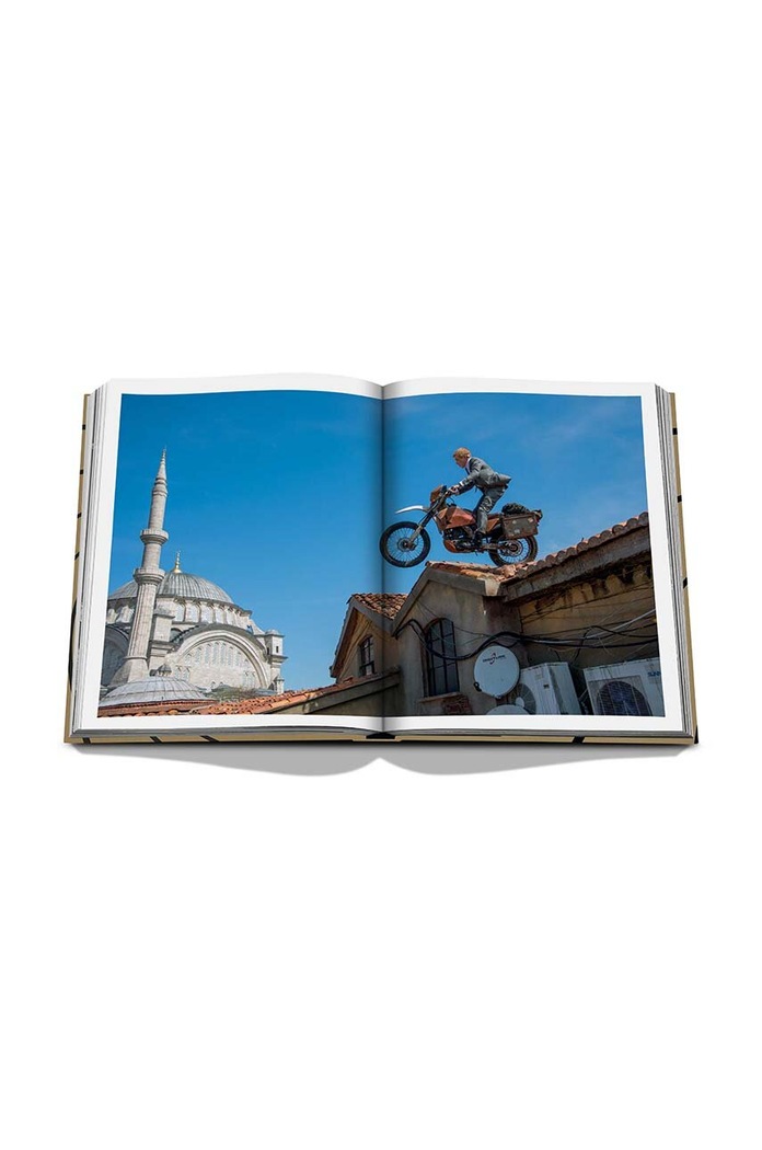 Kniha Assouline James Bond Destinations by Daniel Pembrey, English 9781649802736