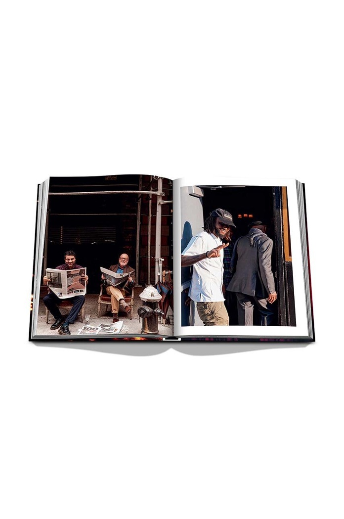 Книга Assouline New York Chic by Armand Limnander, English 9781649802309