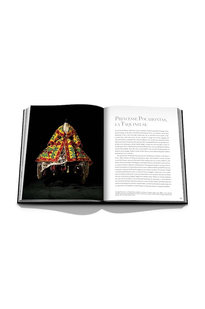 Knížka Assouline Dior by John Galliano, English vícebarevná 9781614287605