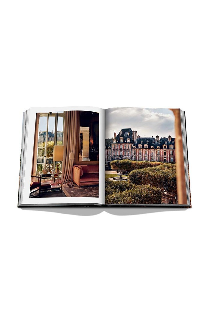 Kniha Assouline Paris Chic by Oliver Pilcher, English 9781614289333