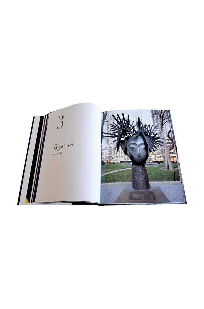 Lifestyle Assouline könyv Manolo Valdes: Broadway by James T. Murray, English 9781614280033 többszínű
