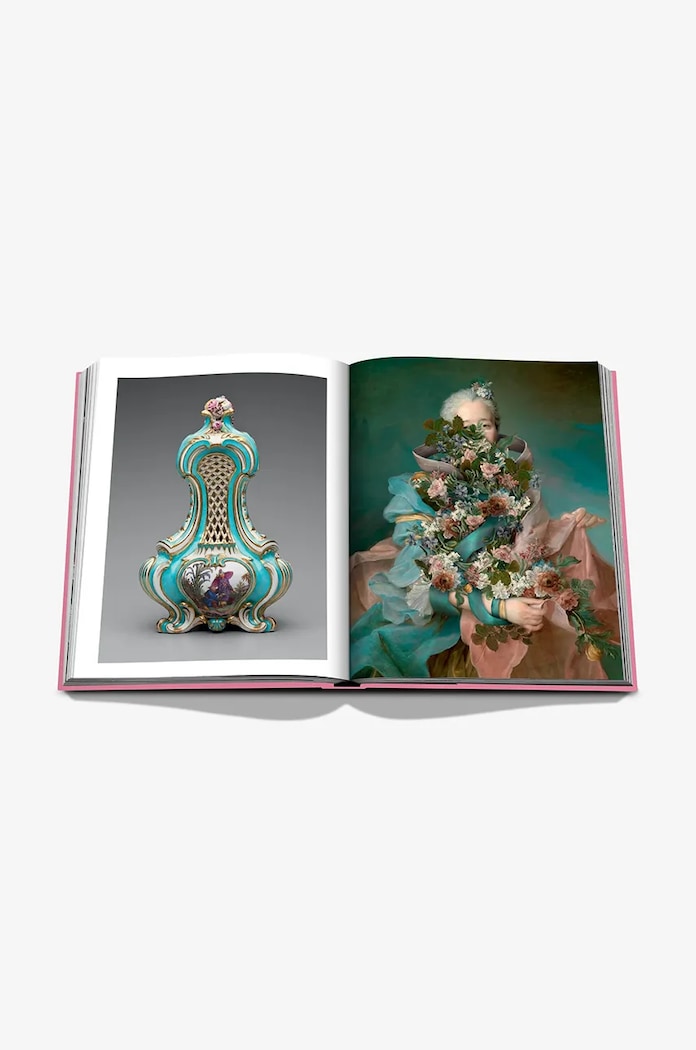 Книга Assouline 18th Century Style by Sophie Motsch, Emmanuel Sarméo, English 9781649803238