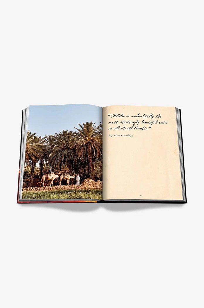 Knjiga Assouline AlUla Old Town by Doktor Abdullah bin Mohammed bin Salih bin Nasif, English šarena 9781649803375