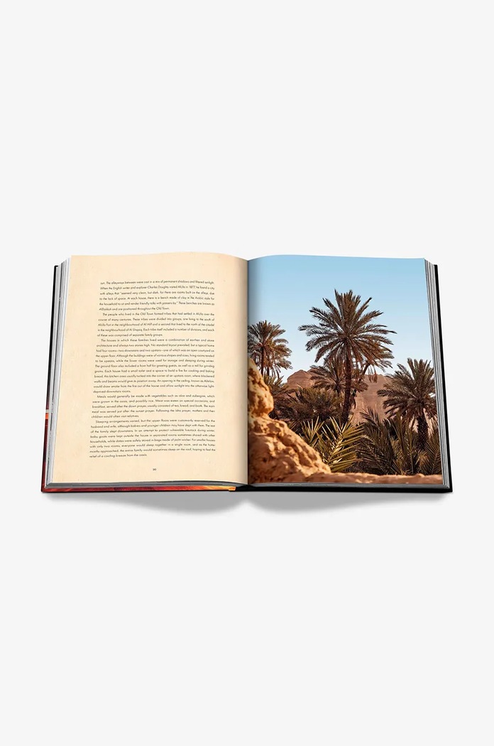 Knjiga Assouline AlUla Old Town by Doktor Abdullah bin Mohammed bin Salih bin Nasif, English 9781649803375