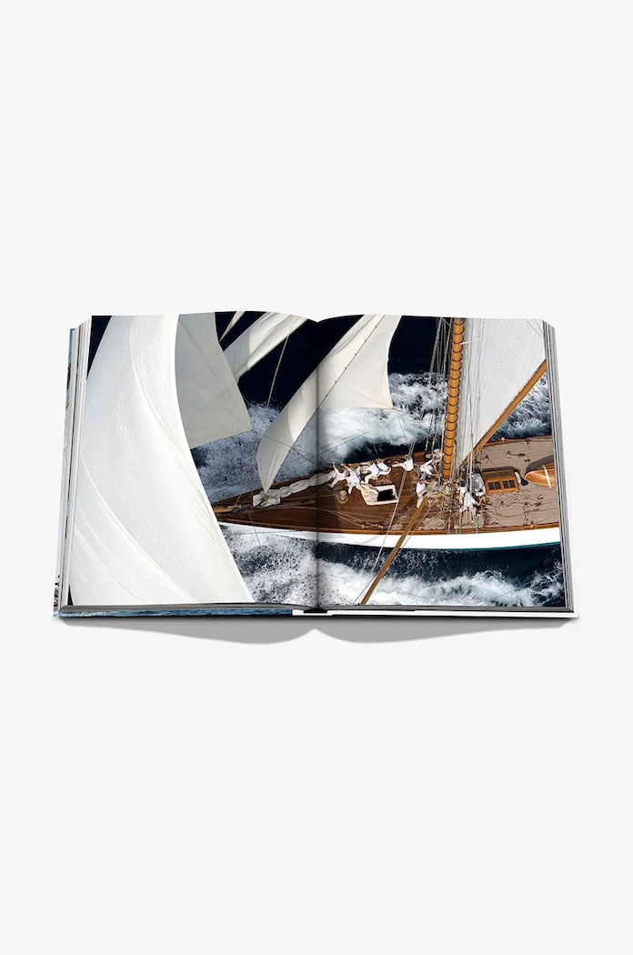 Knjiga Assouline Saint-Tropez Yachting by Laurence Benaim, Didier Ravon, English 9781649803771