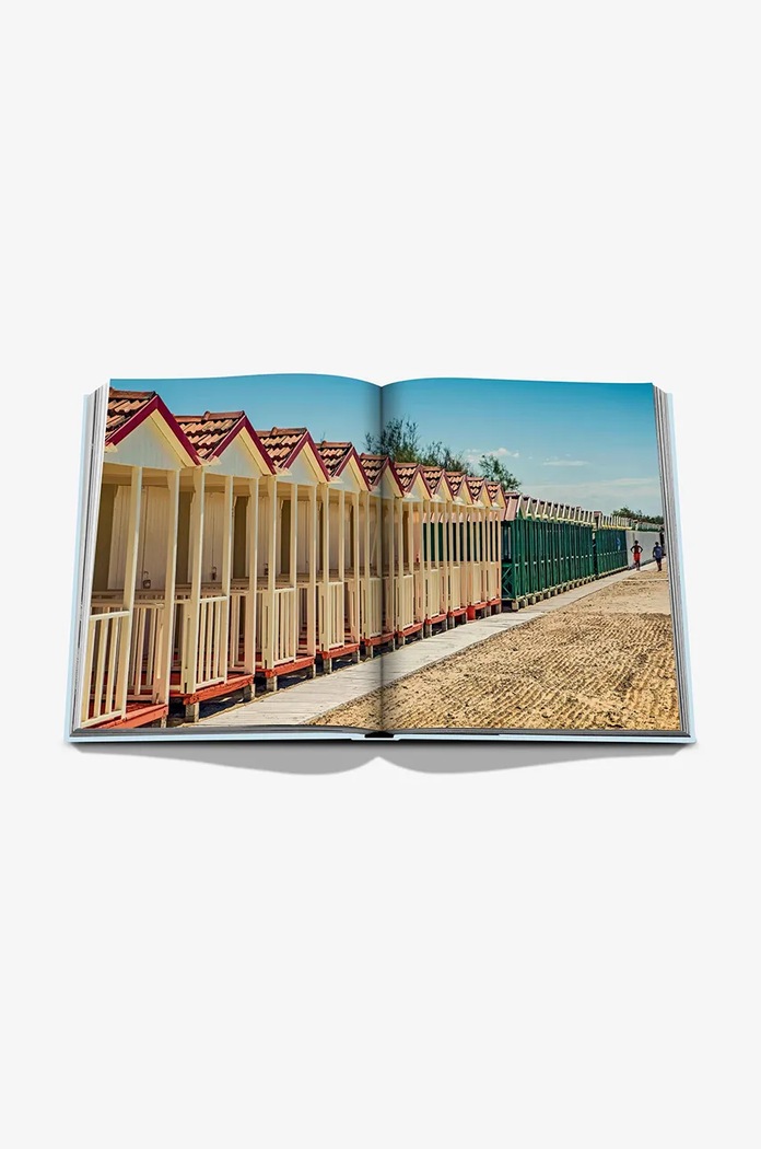 Книга Assouline Forte Dei Marmi by Edoardo Nesi, English 9781649803481