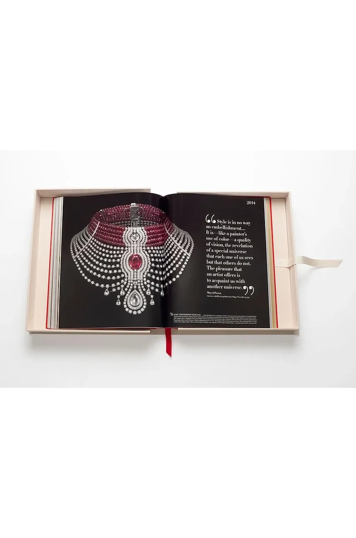 Assouline książka Cartier: The Impossible Collection by Hervé Dewintre, English 9781649802262