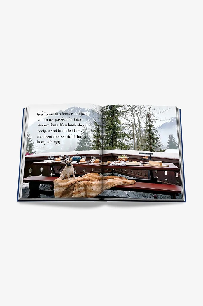 Kniha Assouline Valentino: At the Emperor's Table by Valentino Garavani, English 9781614282938