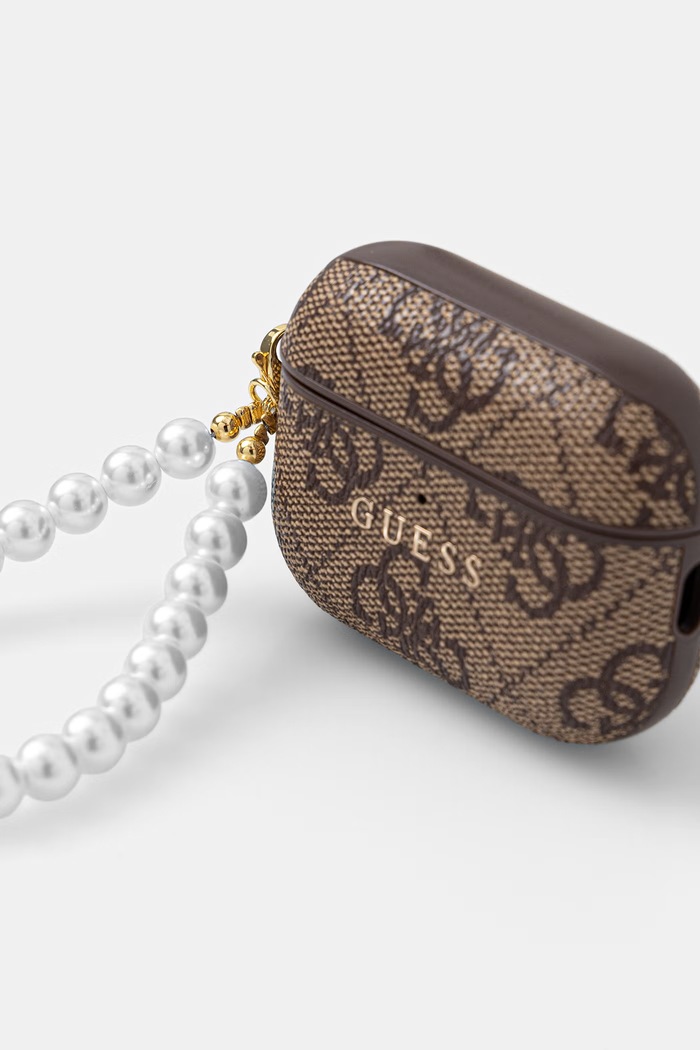 Guess etui na słuchawki AirPods Pro 3 GUAP3P4E4PSW brązowy AA00